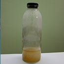 Банка з бульоном для бака крові